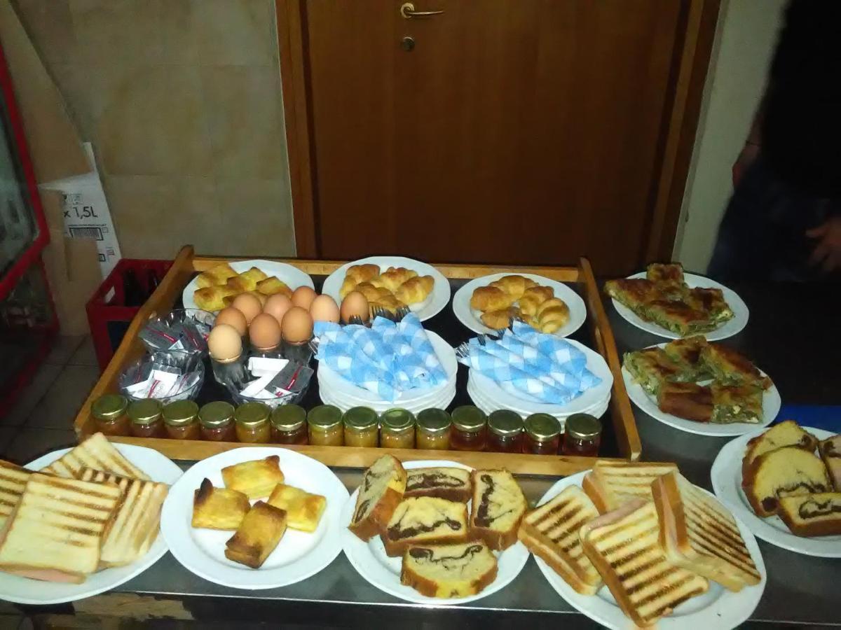 Áyios Dhimítrios Hotel Erotas מראה חיצוני תמונה